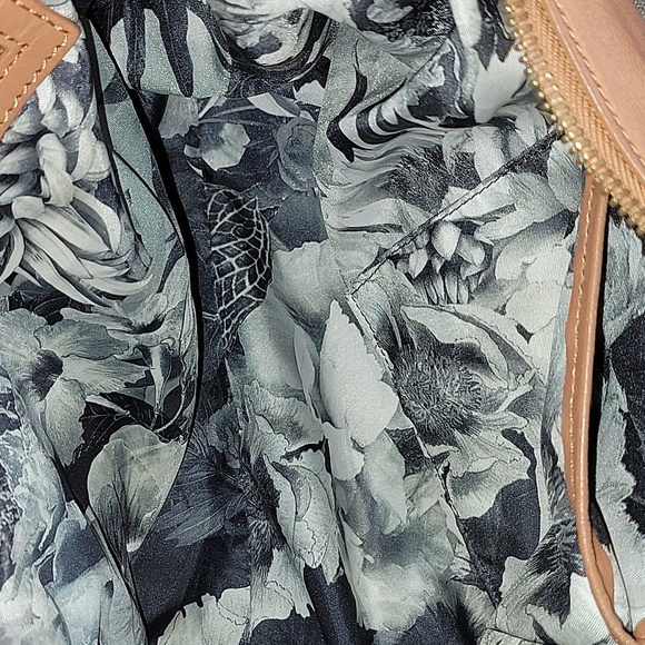 Ted Baker Tan and Black Leather Crossbody Handbag - Picture 13 of 15